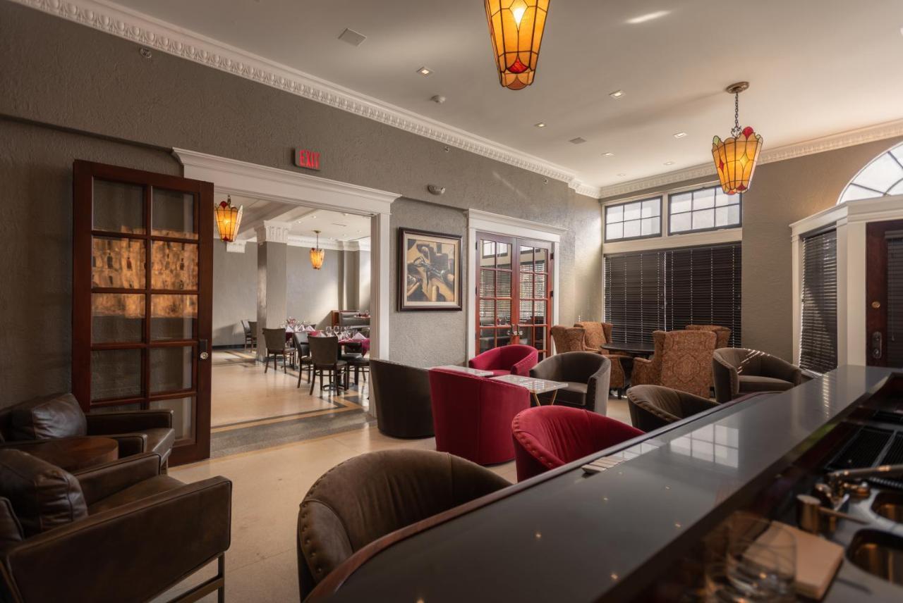 The Eldridge Hotel Lawrence Bagian luar foto