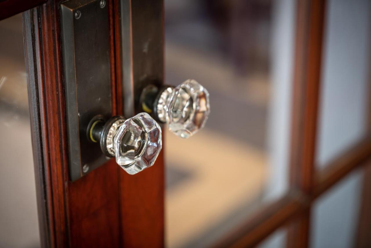 The Eldridge Hotel Lawrence Bagian luar foto