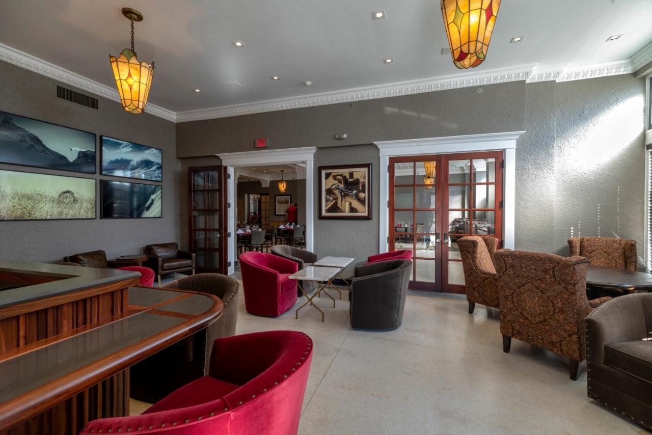 The Eldridge Hotel Lawrence Bagian luar foto
