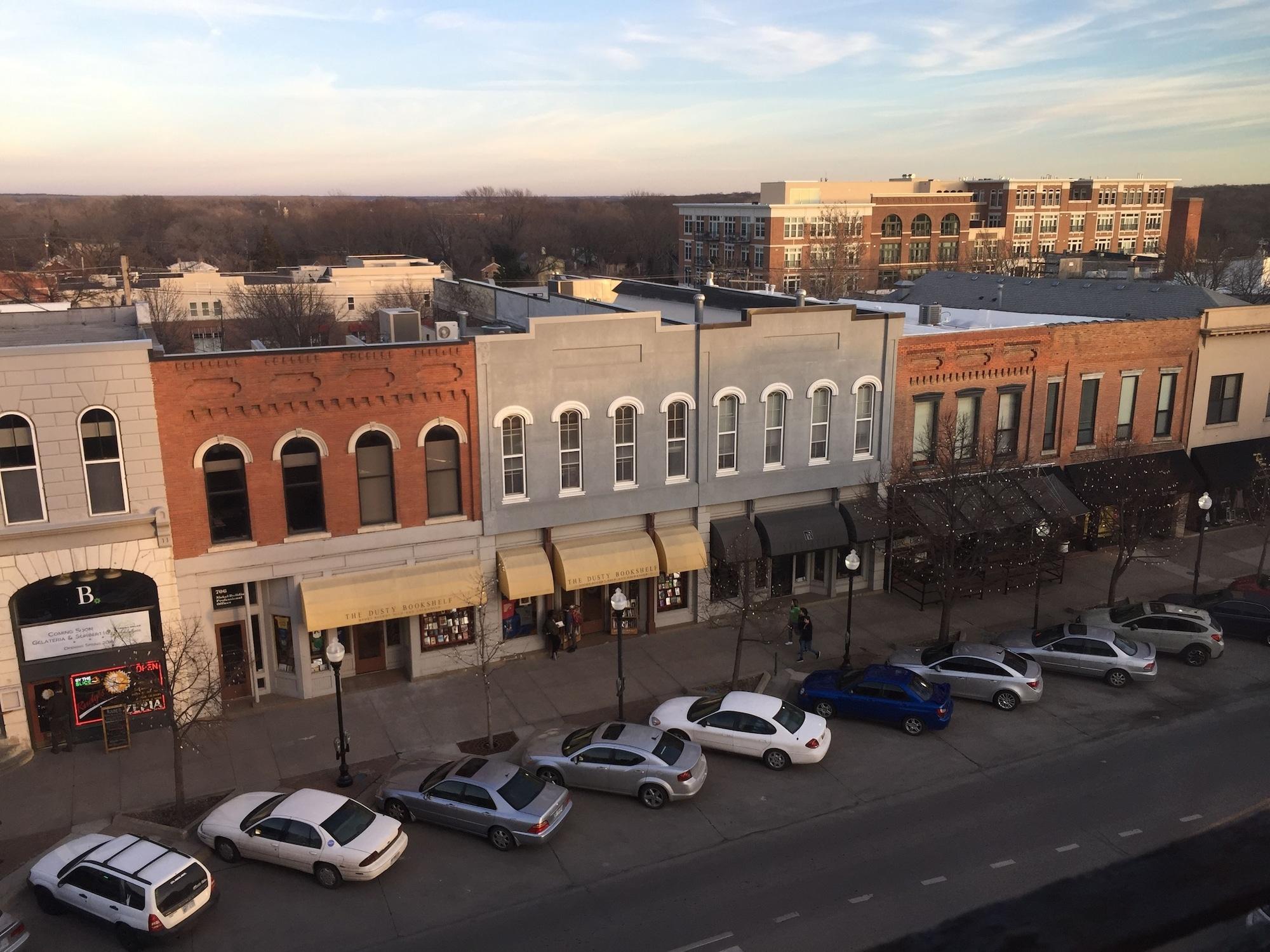 The Eldridge Hotel Lawrence Bagian luar foto