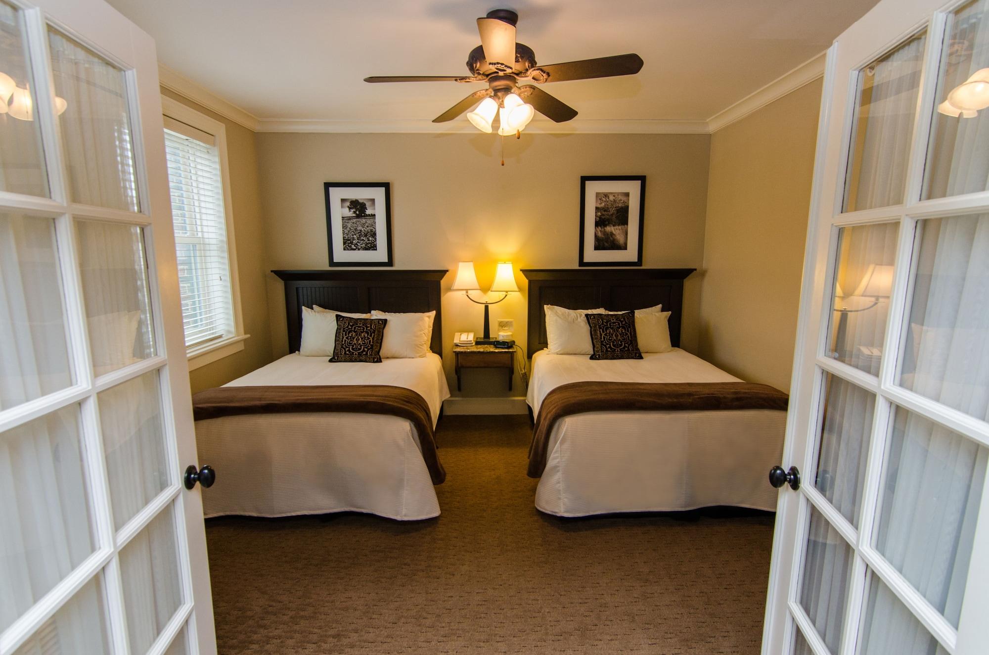 The Eldridge Hotel Lawrence Bagian luar foto