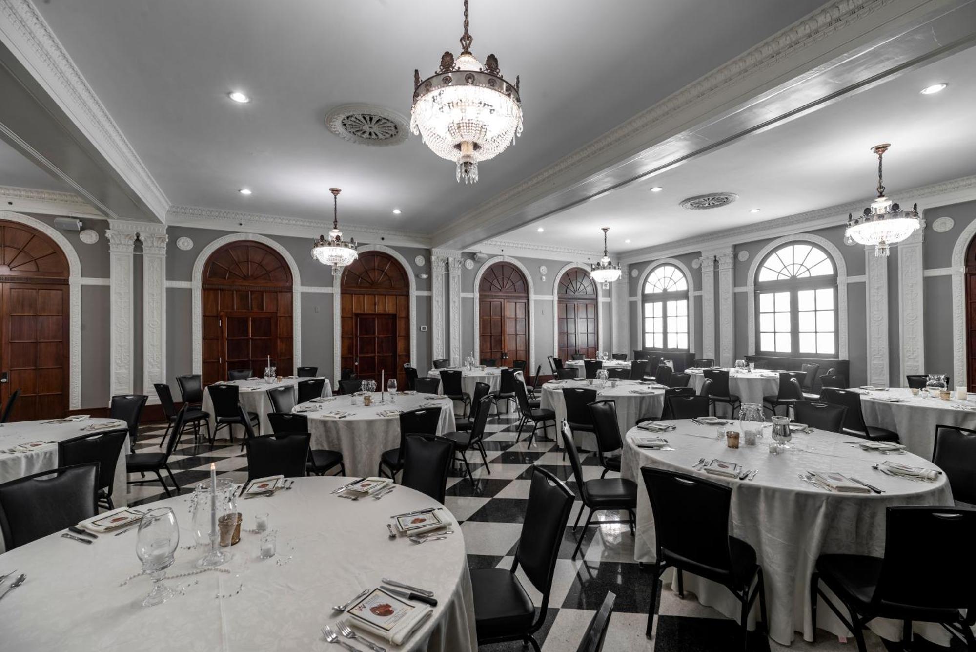 The Eldridge Hotel Lawrence Bagian luar foto