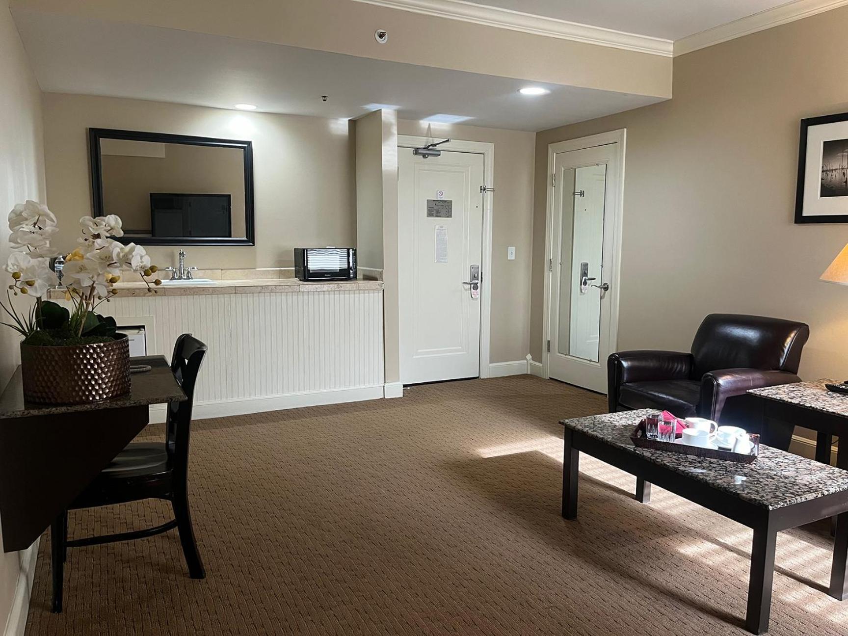 The Eldridge Hotel Lawrence Ruang foto