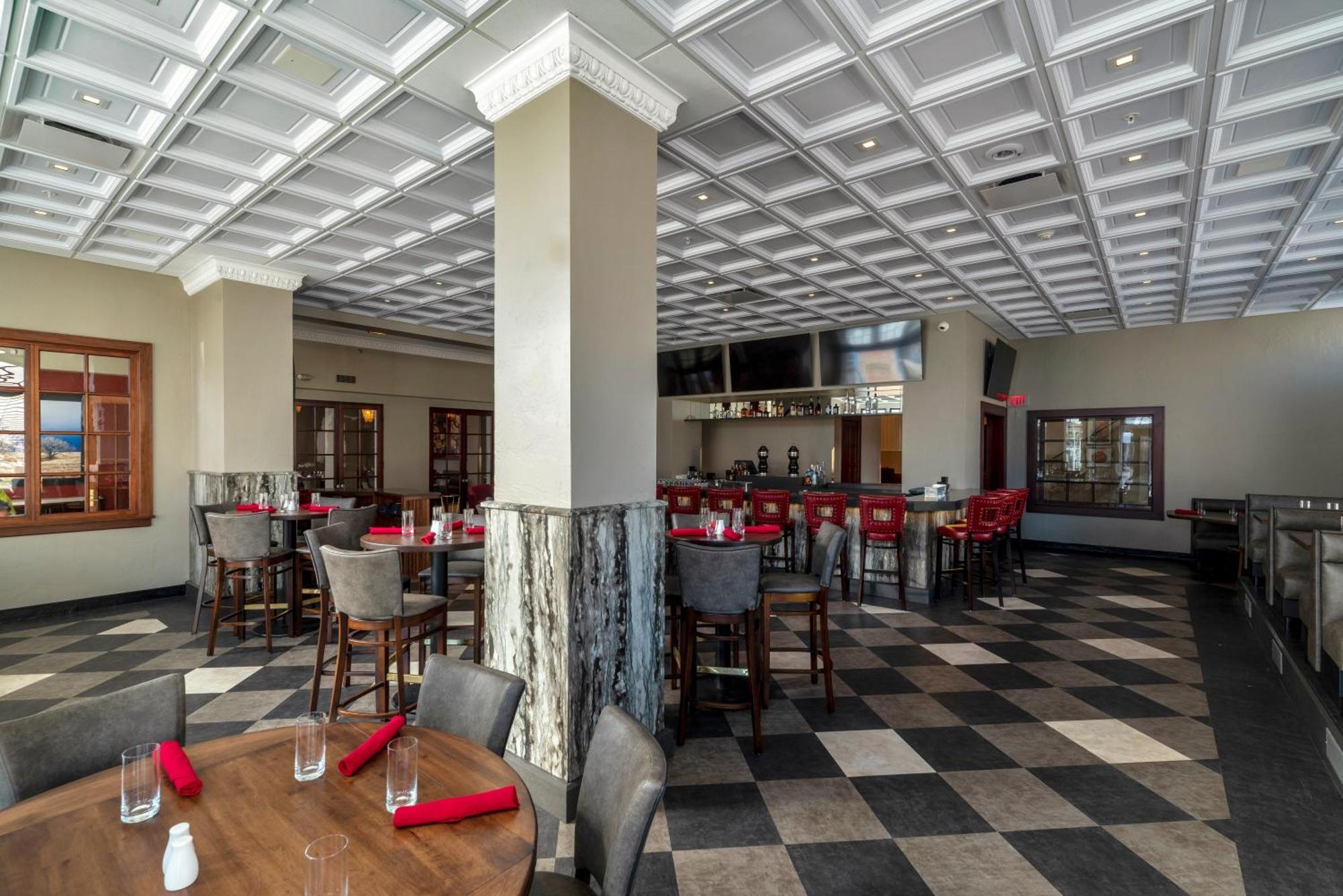 The Eldridge Hotel Lawrence Bagian luar foto